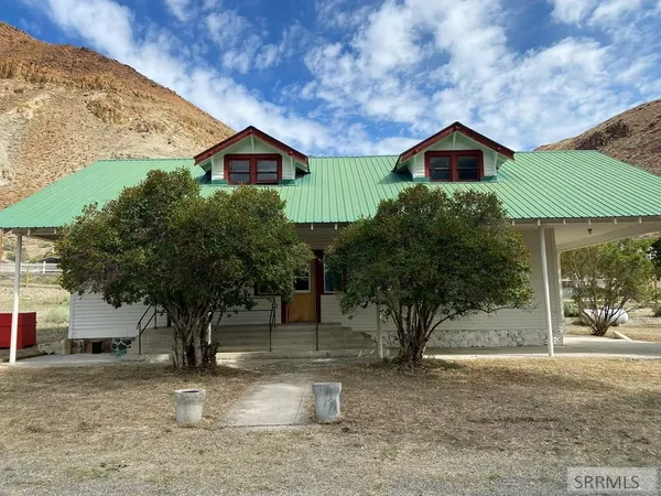 $330,000 | 200 N 2nd Street, Challis, ID 83226