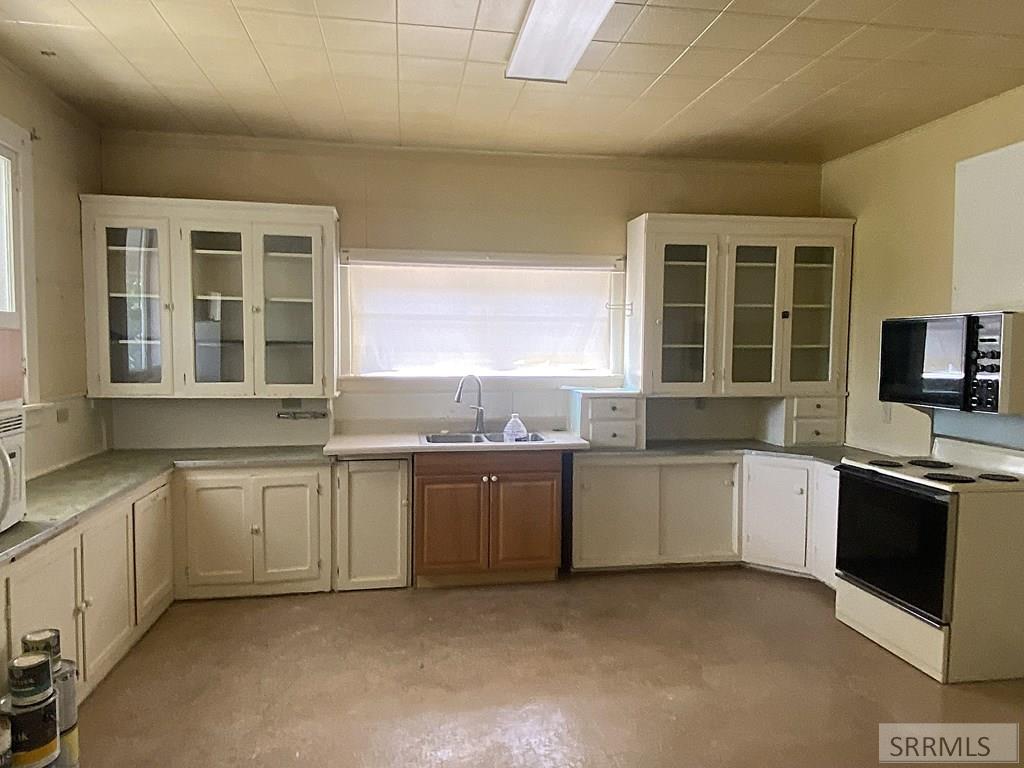 200 N 2nd Street Challis, ID 83226 - Photo 6 of 44