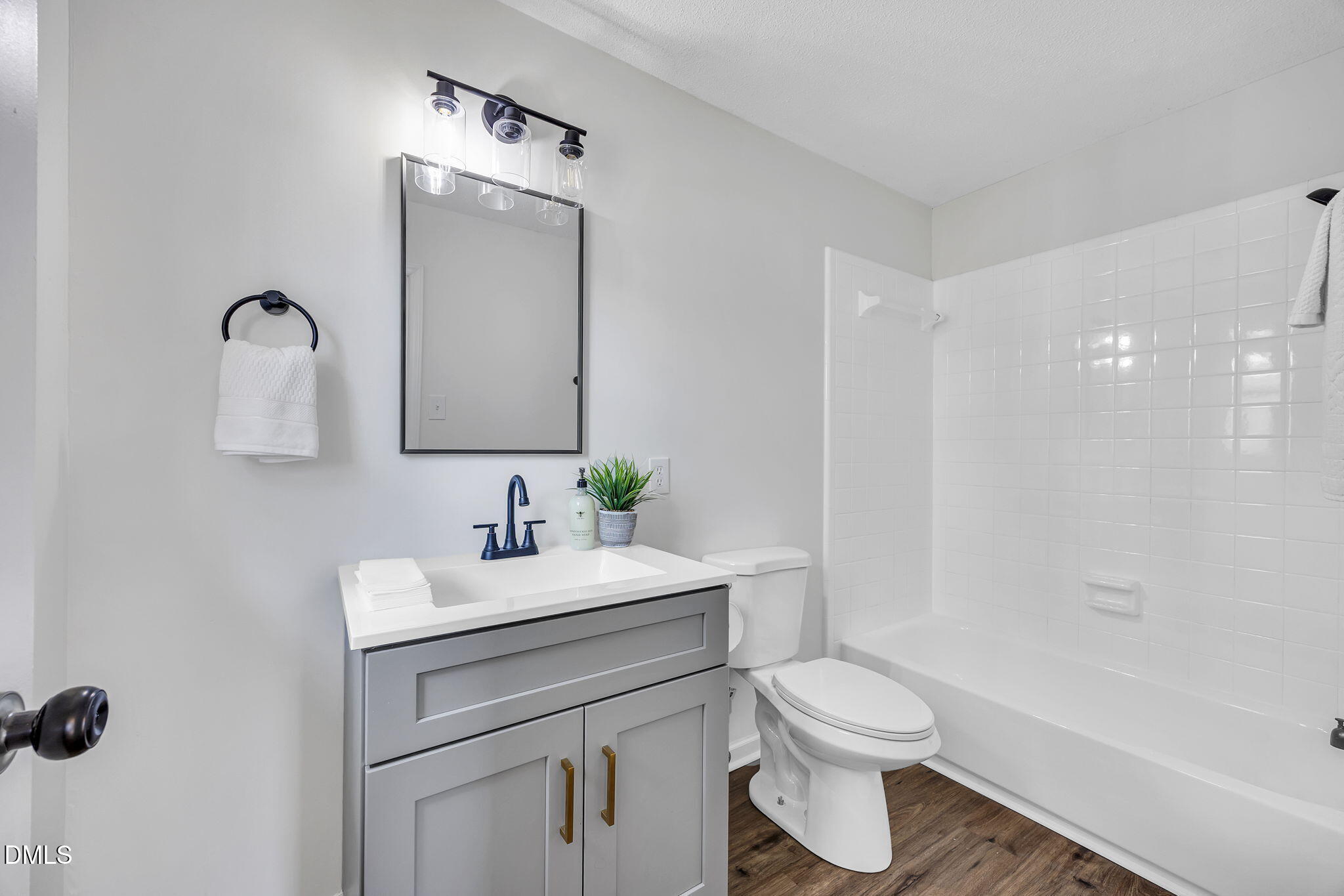 601 Crestview Drive Durham, NC 27712 - Photo 26 of 34 21-web-or-mls-9L1A7792