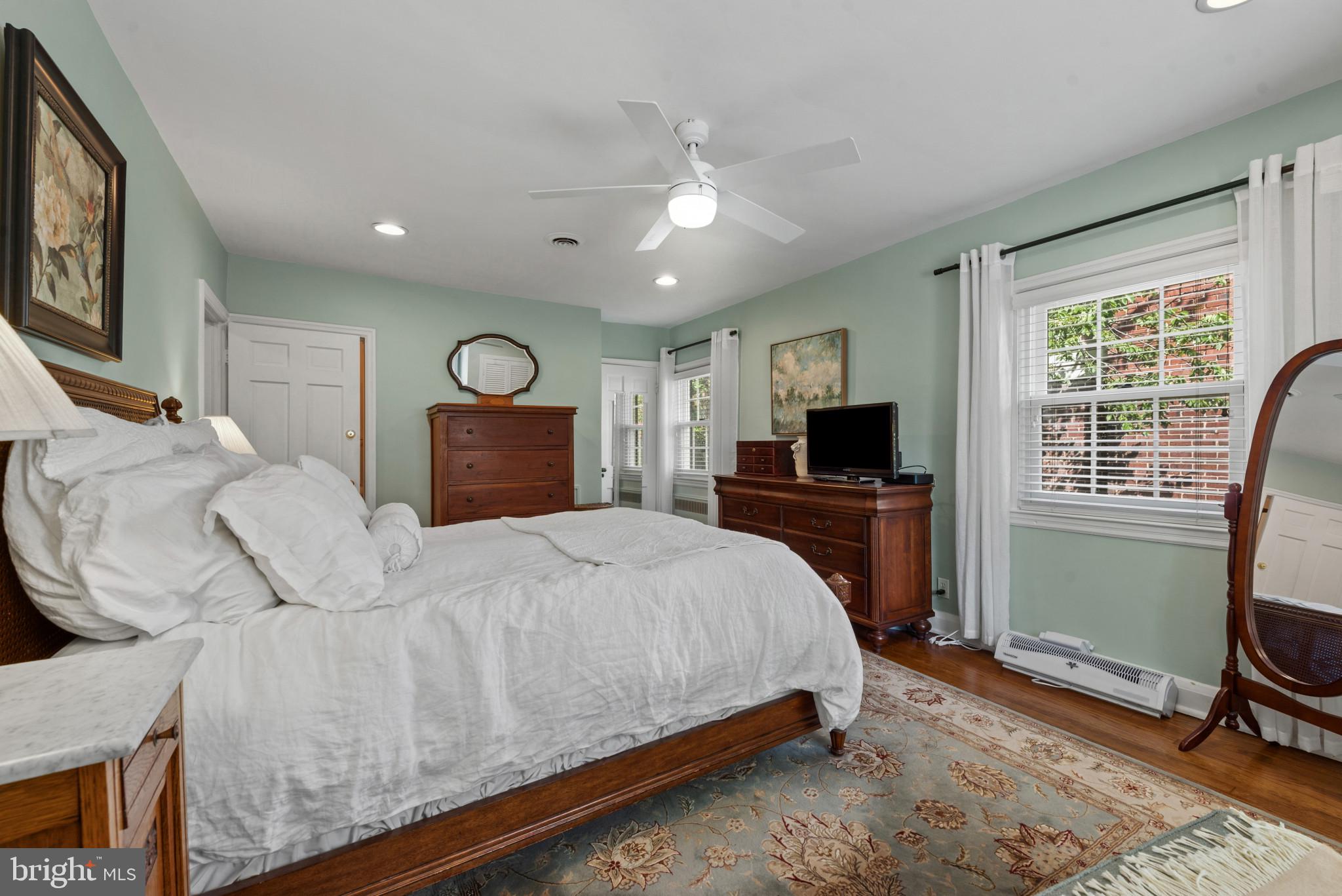 902 Greenleigh Road Baltimore, MD 21212 - Photo 25 of 44 Primary bedroom