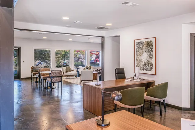 $1,049 | 4600 West Pioneer Drive, Unit 277, Irving, TX 75061