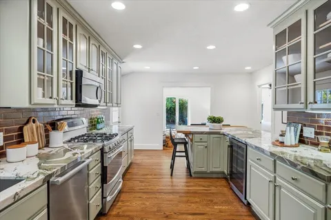 $2,895,000 | 1447 Laguna Avenue, Burlingame, CA 94010