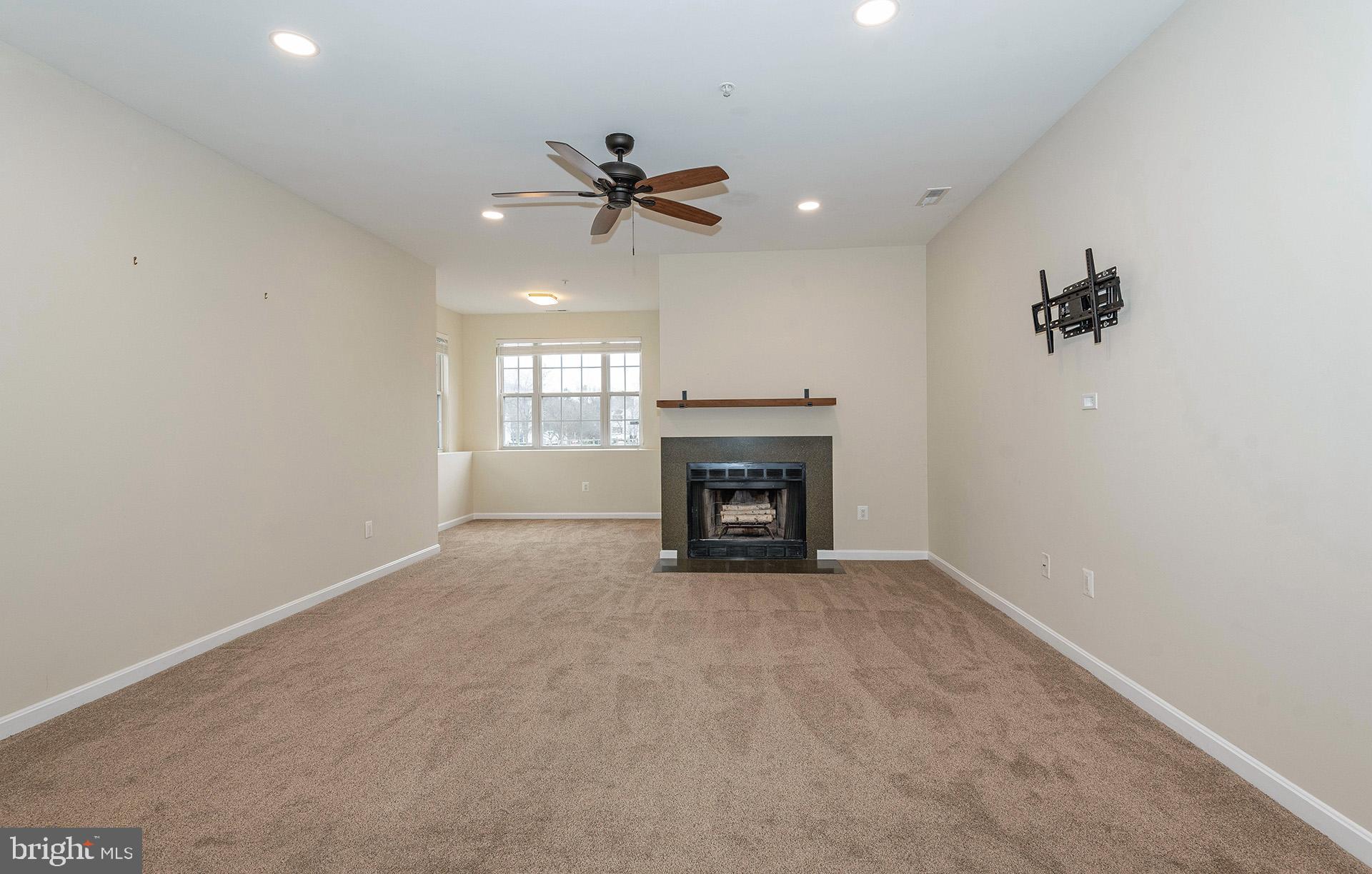 600 Moonglow Road, Unit 103 Odenton, MD 21113 - Photo 2 of 20