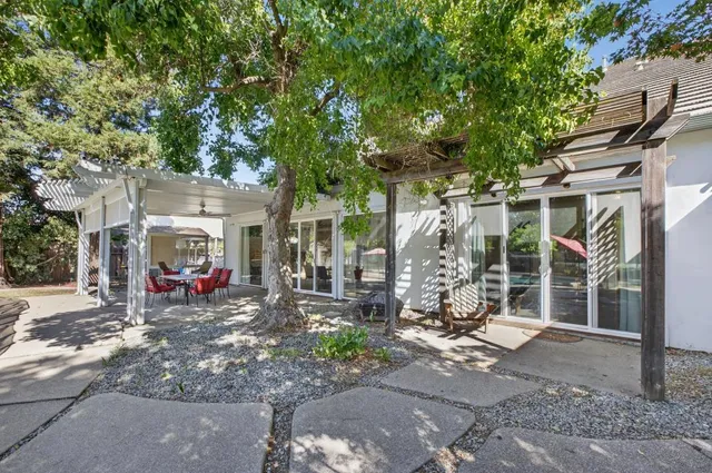 $1,700,000 | 9011 Quail Cove Drive, Elk Grove, CA 95624