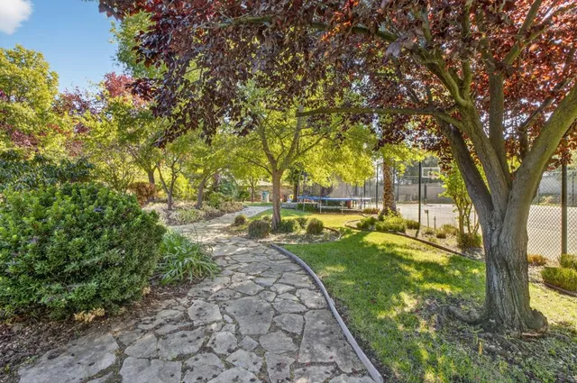 $1,700,000 | 9011 Quail Cove Drive, Elk Grove, CA 95624