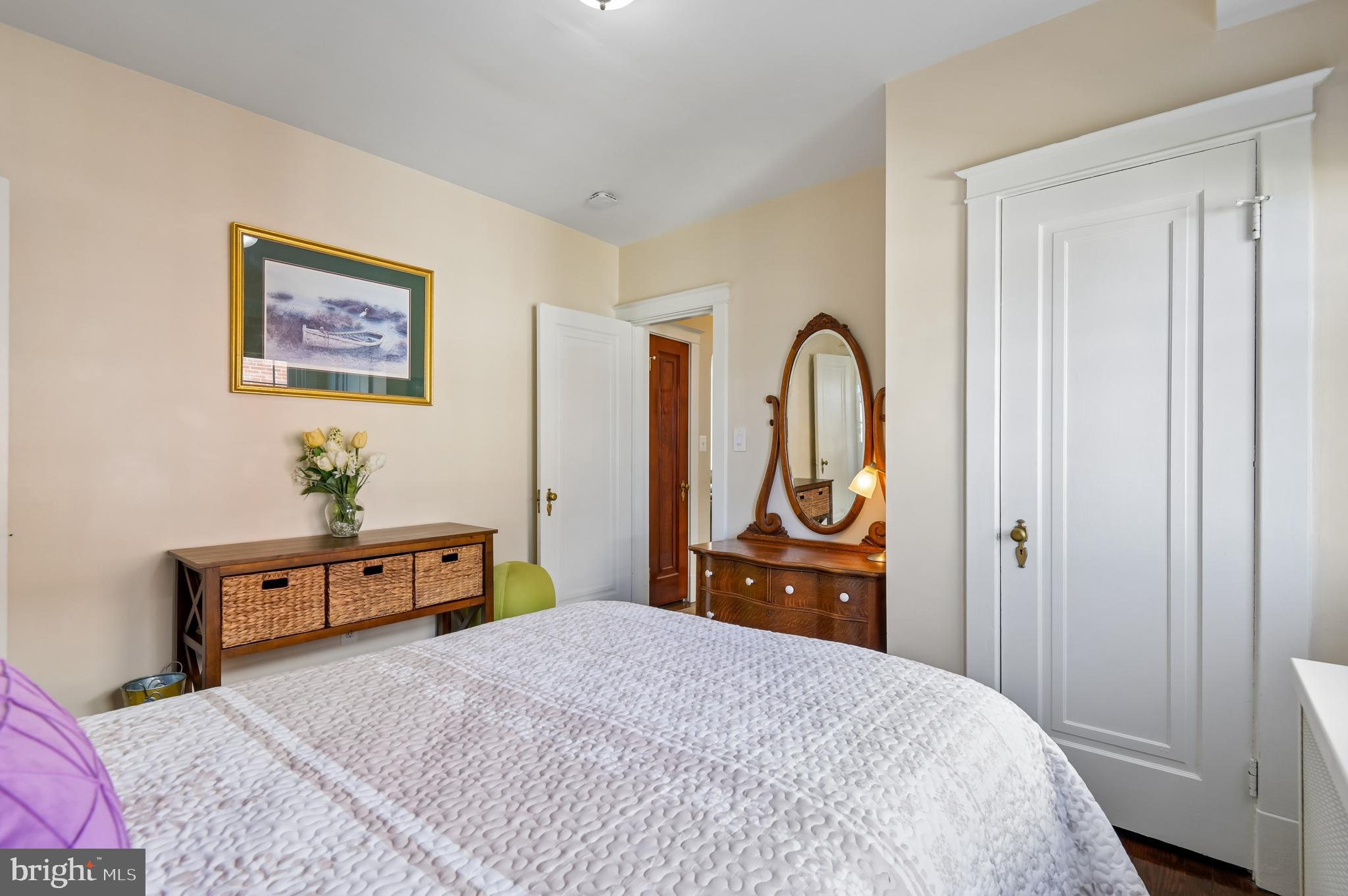 2724 Alden Road Parkville, MD 21234 - Photo 23 of 65 a bedroom with a bed and a dresser