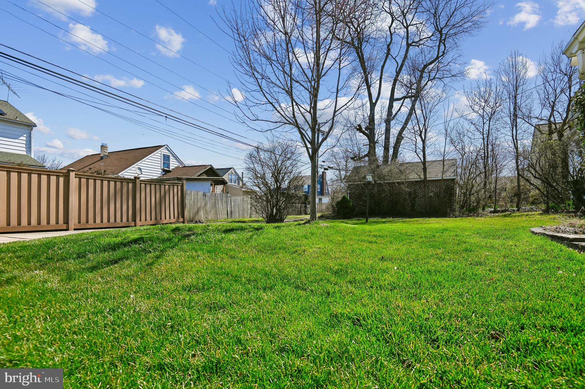 2724 Alden Road Parkville, MD 21234 - Photo 51 of 65 a view of a backyard with a garden