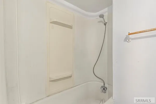 $450,000 | 252 North Shilling Avenue, Blackfoot, ID 83221