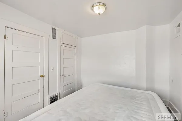 $450,000 | 252 North Shilling Avenue, Blackfoot, ID 83221