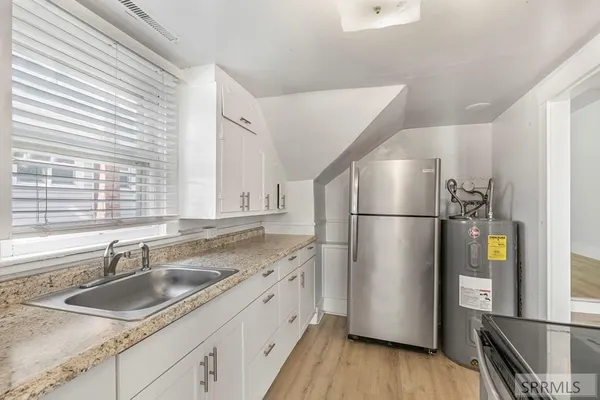 $450,000 | 252 North Shilling Avenue, Blackfoot, ID 83221