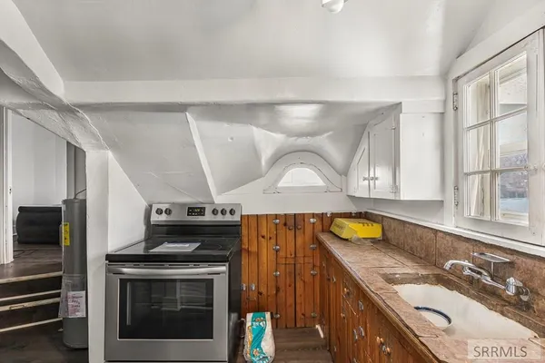 $450,000 | 252 North Shilling Avenue, Blackfoot, ID 83221