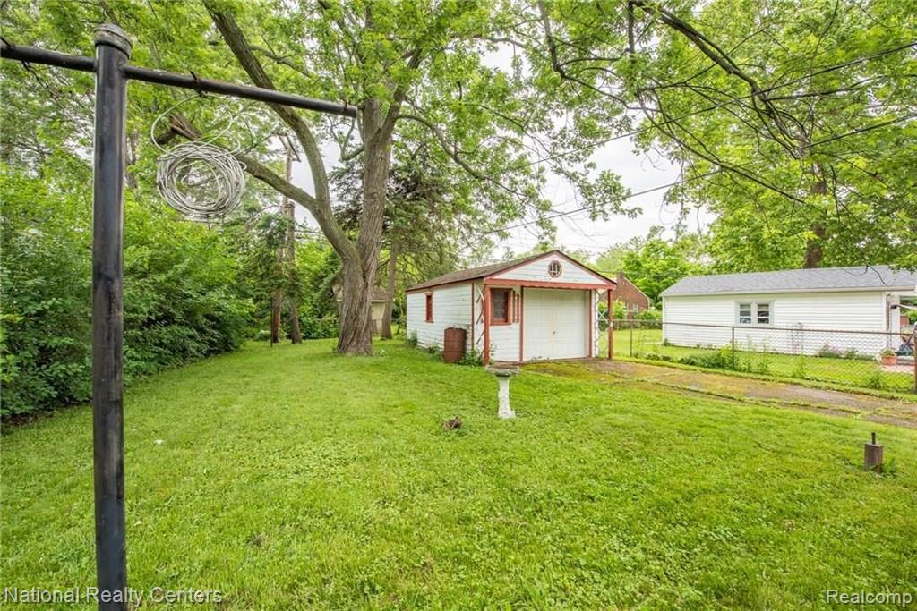832 Shadowlawn Street Inkster, MI 48141 - Photo 31 of 36