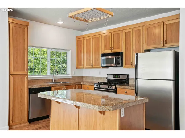 $305,000 | 22802 Southwest Forest Creek Drive, Unit 200, Sherwood, OR 97140