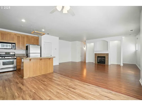 $305,000 | 22802 Southwest Forest Creek Drive, Unit 200, Sherwood, OR 97140