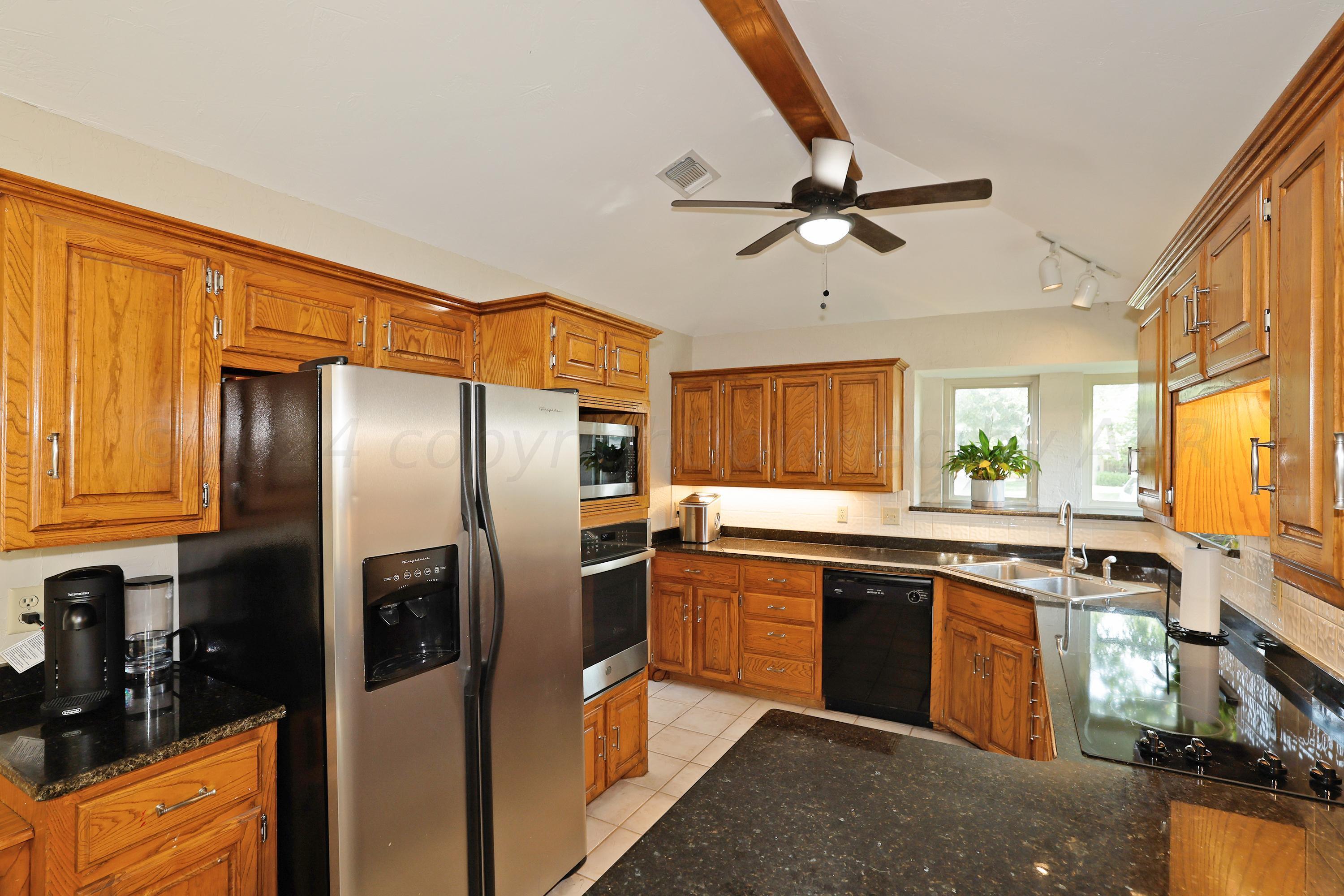 11 Bunker Pass Canyon, TX 79015 - Photo 11 of 32 11-Kitchen