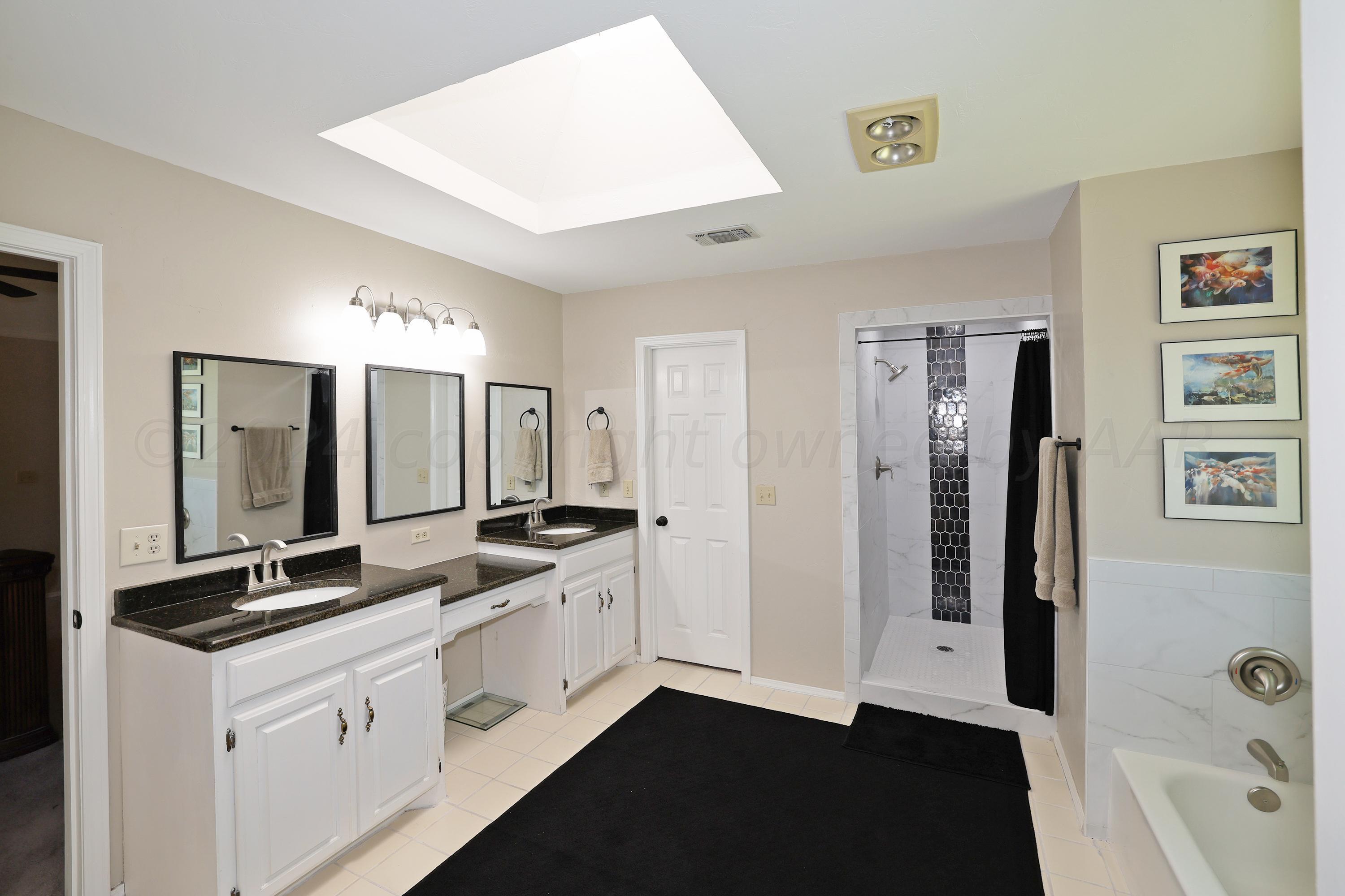 11 Bunker Pass Canyon, TX 79015 - Photo 18 of 32 18-Primary Bath