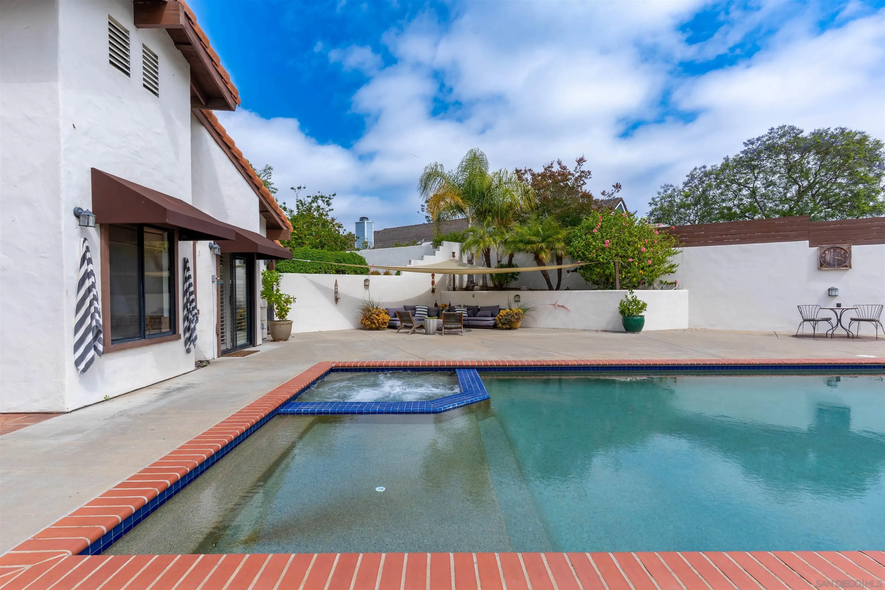 1036 Capra Way Fallbrook, CA 92028 - Photo 30 of 51 a view of swimming pool with seating space