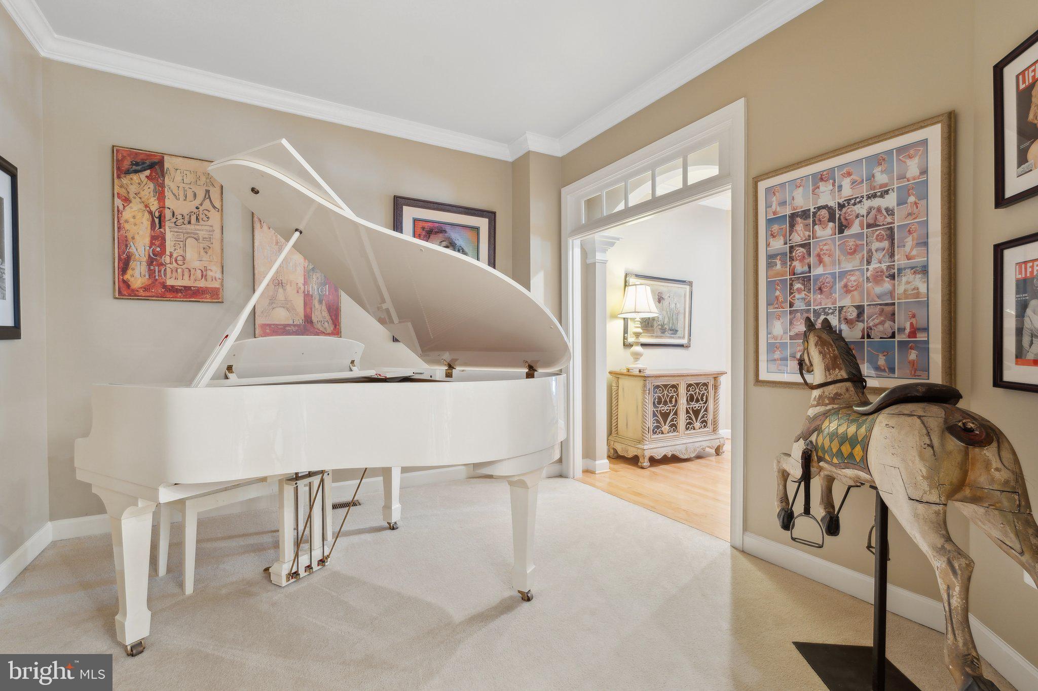 24908 Castleton Drive Chantilly, VA 20152 - Photo 14 of 47 Sitting Room