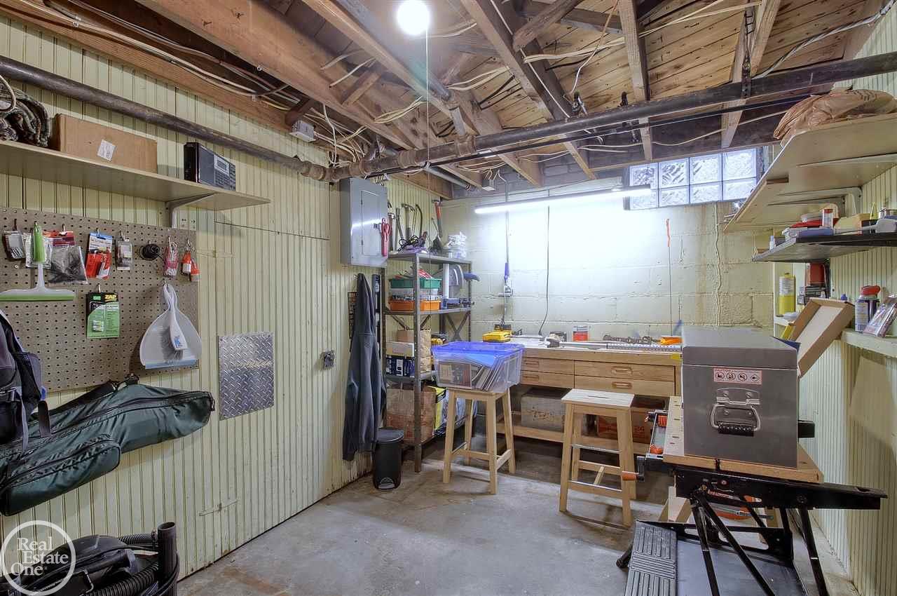 667 Lincoln Road Grosse Pointe, MI 48230 - Photo 29 of 34 31365479-28.JPG