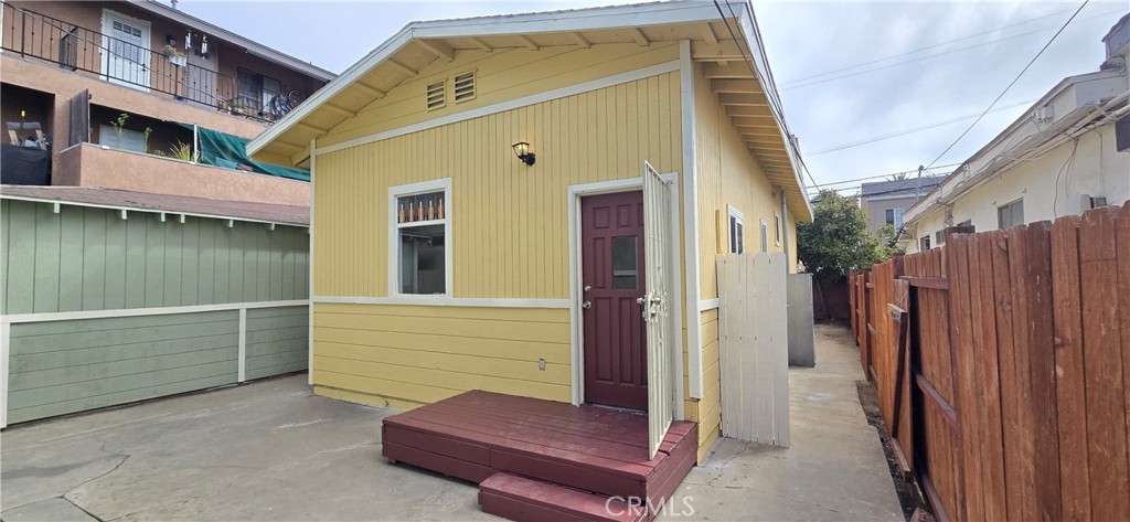1060 Cherry, Unit A & B Long Beach, CA 90813 - Photo 2 of 63