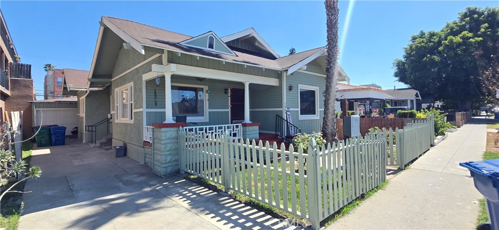 1060 Cherry, Unit A & B Long Beach, CA 90813 - Photo 3 of 63 a view of a house with brick walls