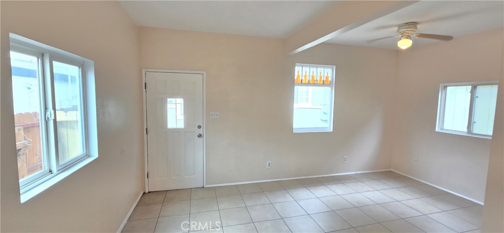 1060 Cherry, Unit A & B Long Beach, CA 90813 - Photo 34 of 63 a view of an empty room and window