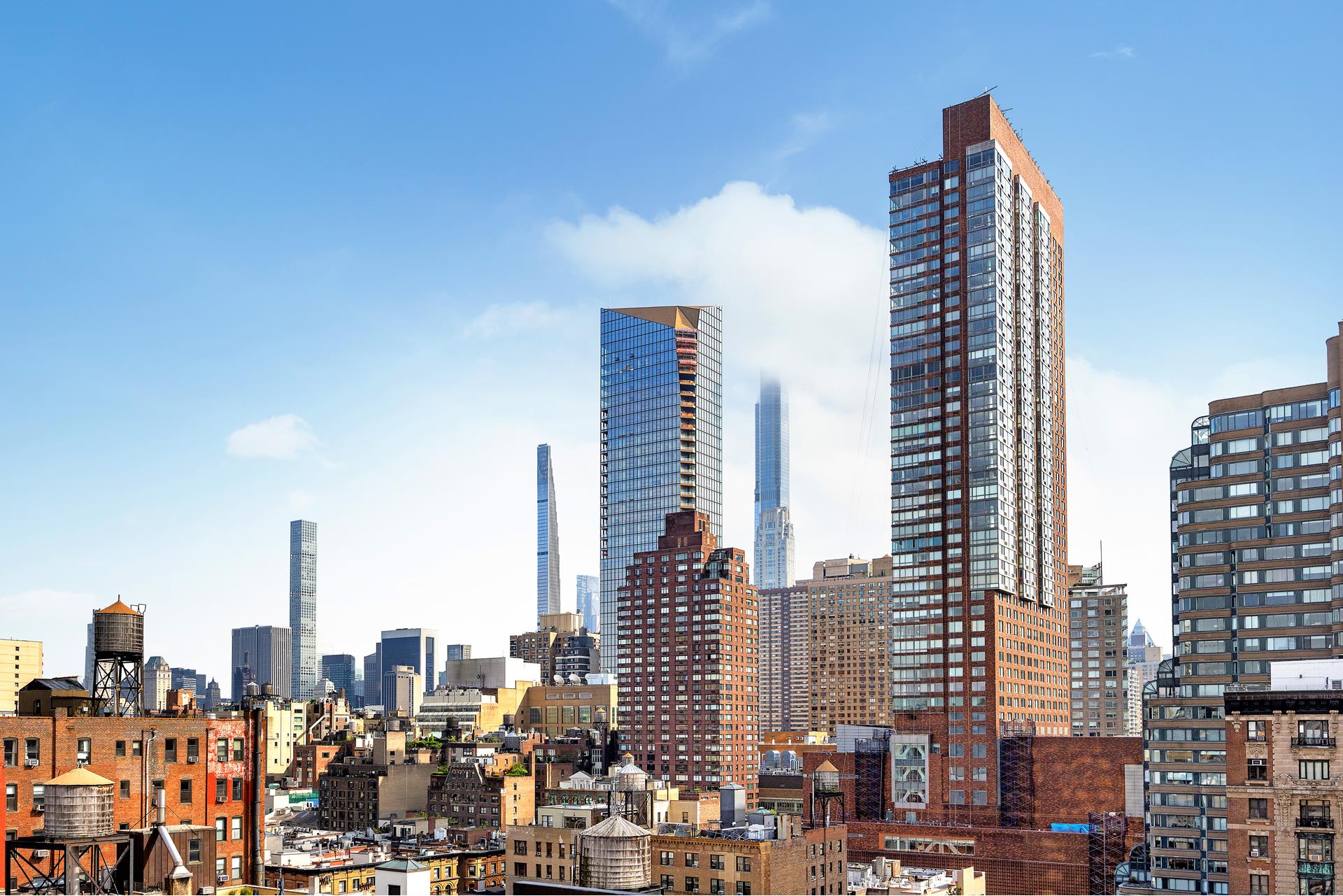 135 West 70th Street, Unit 10C Manhattan, NY 10023 - Photo 22 of 24 a view of city with tall buildings