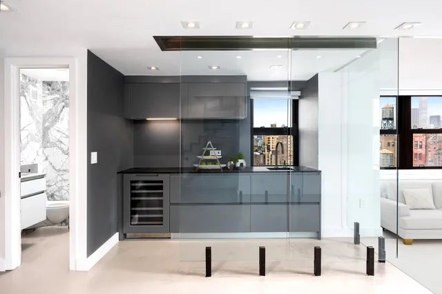 $2,795,000 | 135 West 70th Street, Unit 10C | Upper West Side