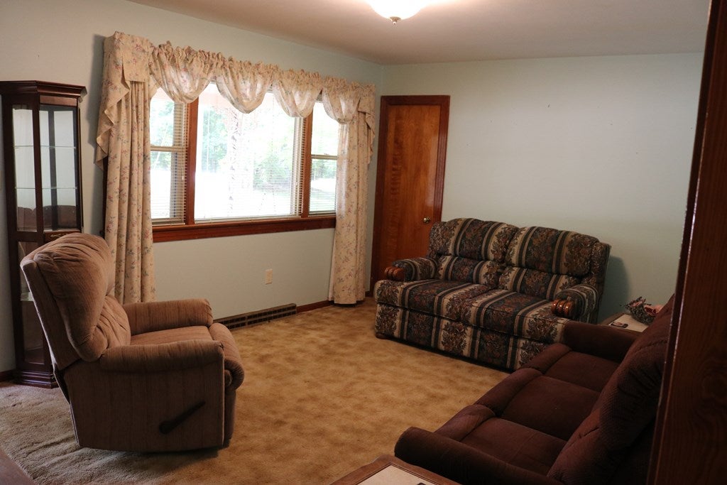 1317 West Osborn Road Farmville, VA 23901 - Photo 4 of 24 Gallery Image 4