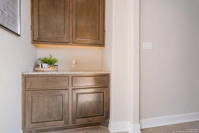 $759,900 | 6527 Tallow Way, Converse, TX 78109