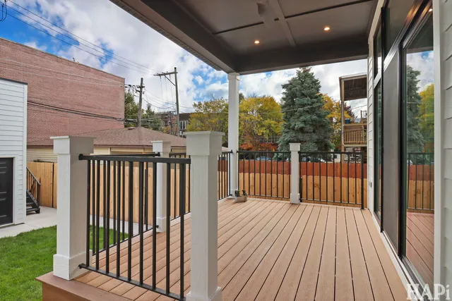 $1,399,000 | 3507 North Whipple Street, Chicago, IL 60618