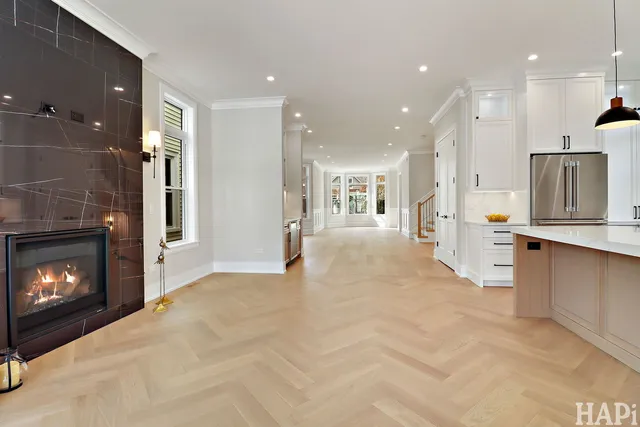 $1,399,000 | 3507 North Whipple Street, Chicago, IL 60618