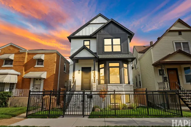 $1,399,000 | 3507 North Whipple Street, Chicago, IL 60618