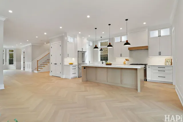 $1,399,000 | 3507 North Whipple Street, Chicago, IL 60618