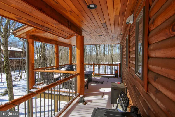 $689,000 | 276 Sundance Way, McHenry, MD 21541