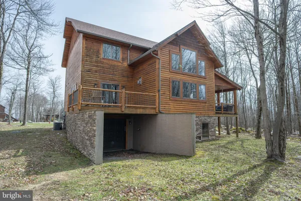 $689,000 | 276 Sundance Way, McHenry, MD 21541