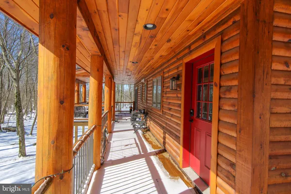 $689,000 | 276 Sundance Way, McHenry, MD 21541