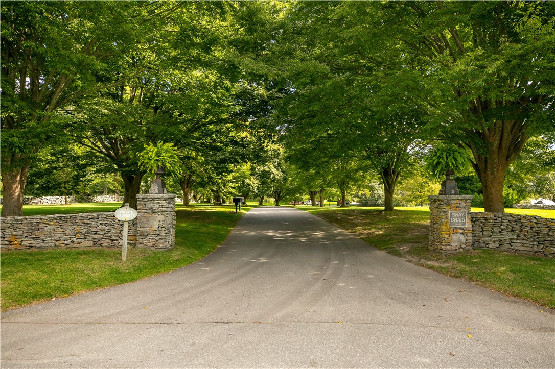 141 Gray Craig Road Middletown, RI 02842 - Photo 2 of 6