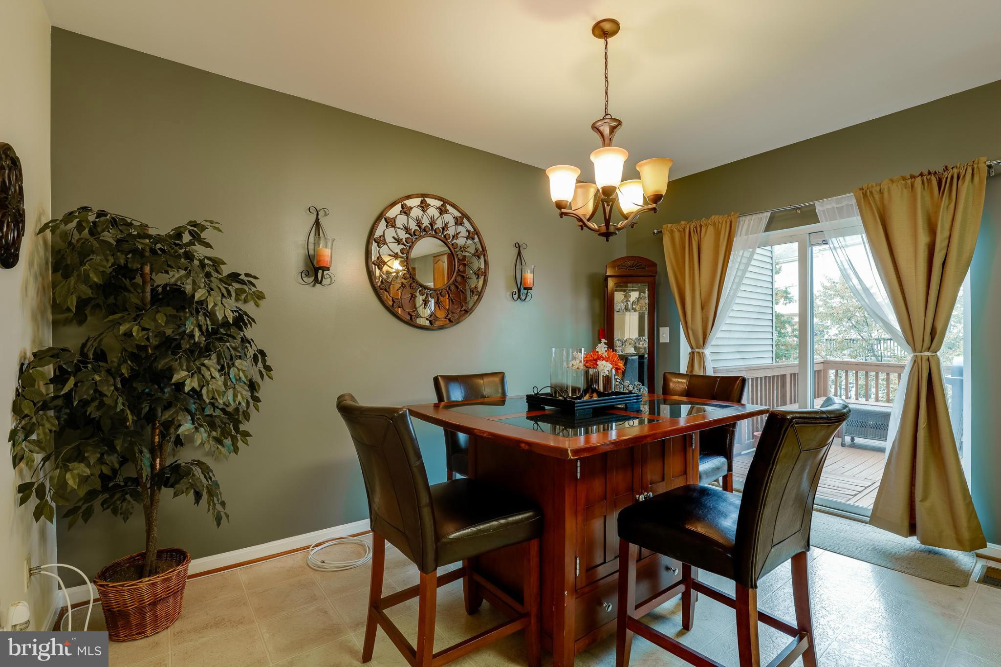 9052 Two Bays Road Lorton, VA 22079 - Photo 13 of 25 Dining Room