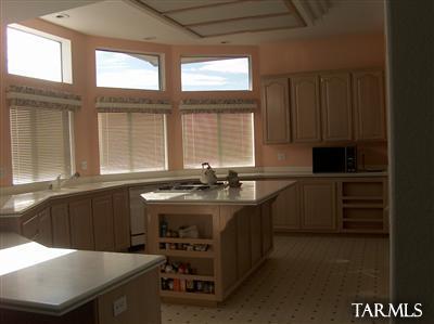 6310 North Chaparral Road Tucson, AZ 85743 - Photo 1 of 8 Gallery Image 1