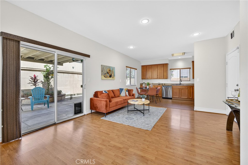 1216 Ashmill Street Carson, CA 90745 - Photo 7 of 48