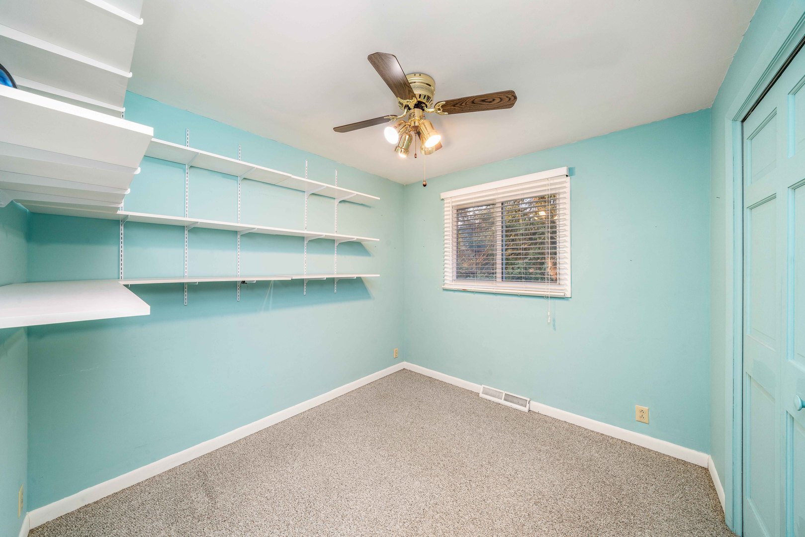 1014 Castle Street Sandwich, IL 60548 - Photo 12 of 21 a view of a window in a room