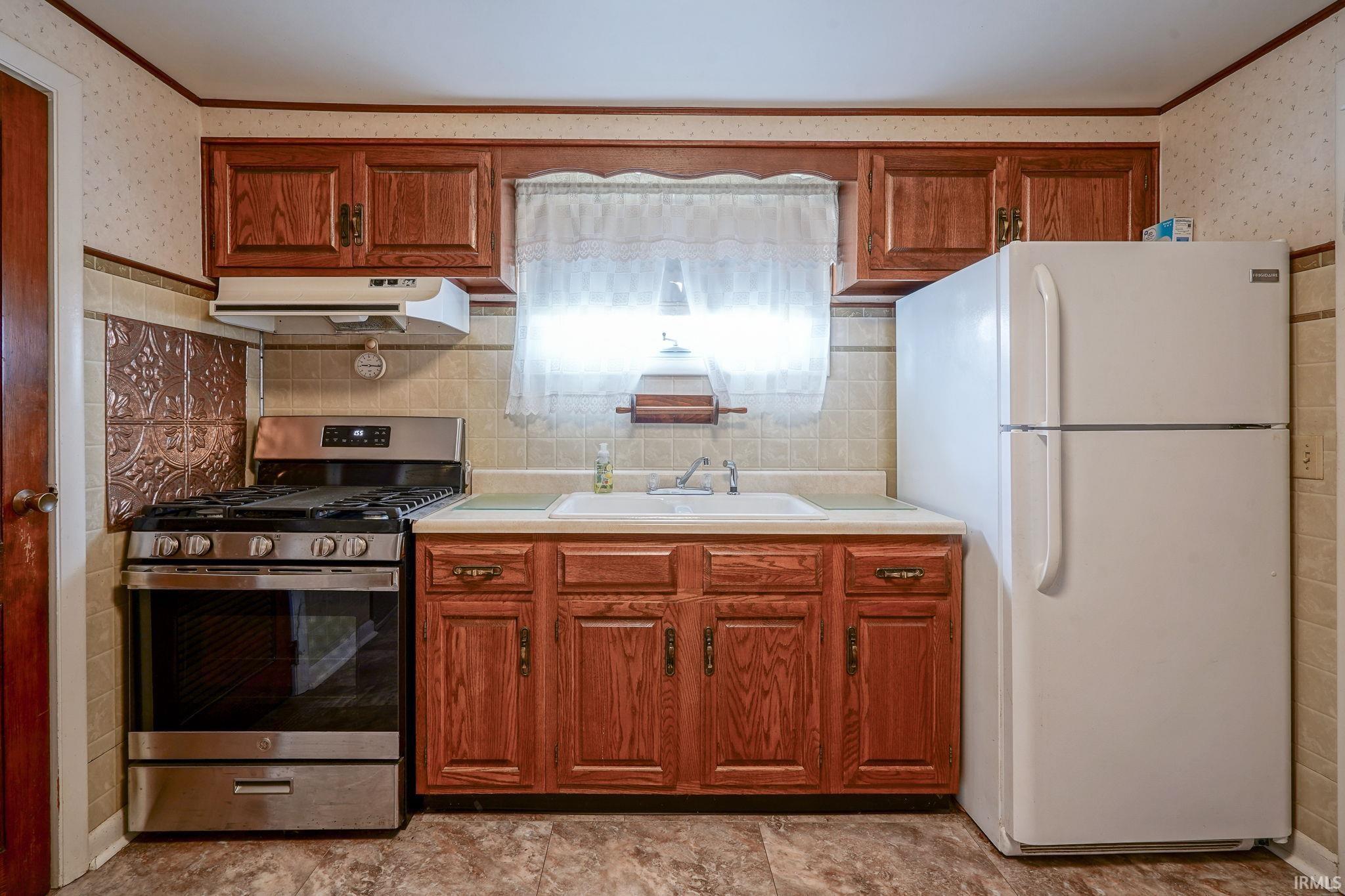 901 Ravine Park Boulevard Attica, IN 47918 - Photo 11 of 27