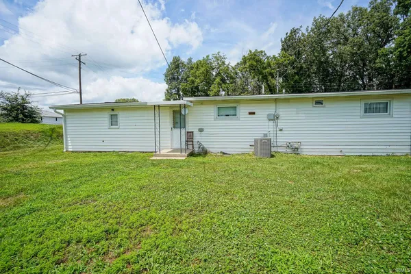 $175,000 | 901 Ravine Park Boulevard, Attica, IN 47918
