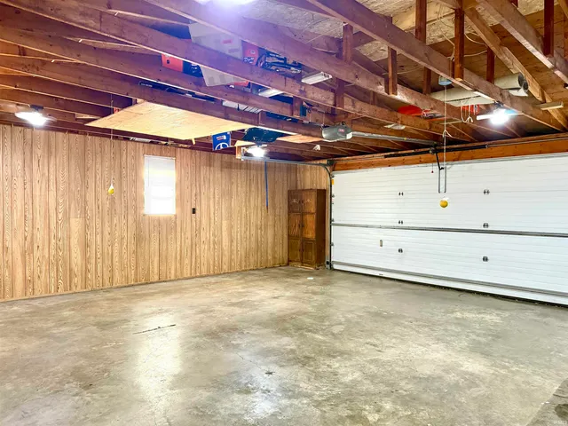 $180,000 | 901 Ravine Park Boulevard, Attica, IN 47918