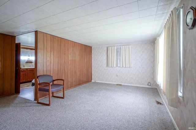 $180,000 | 901 Ravine Park Boulevard, Attica, IN 47918