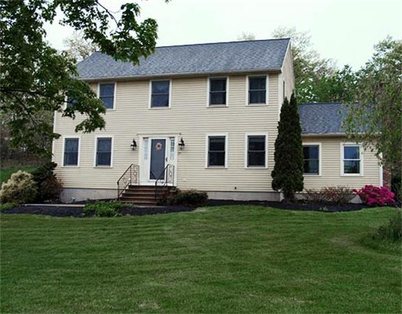 19 Cole Road Sterling, MA 01564 - Photo 4 of 30 Gallery Image 4