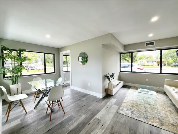$3,000 | 1920 Southwest 4th Avenue, Unit 2, Fort Lauderdale, FL 33315