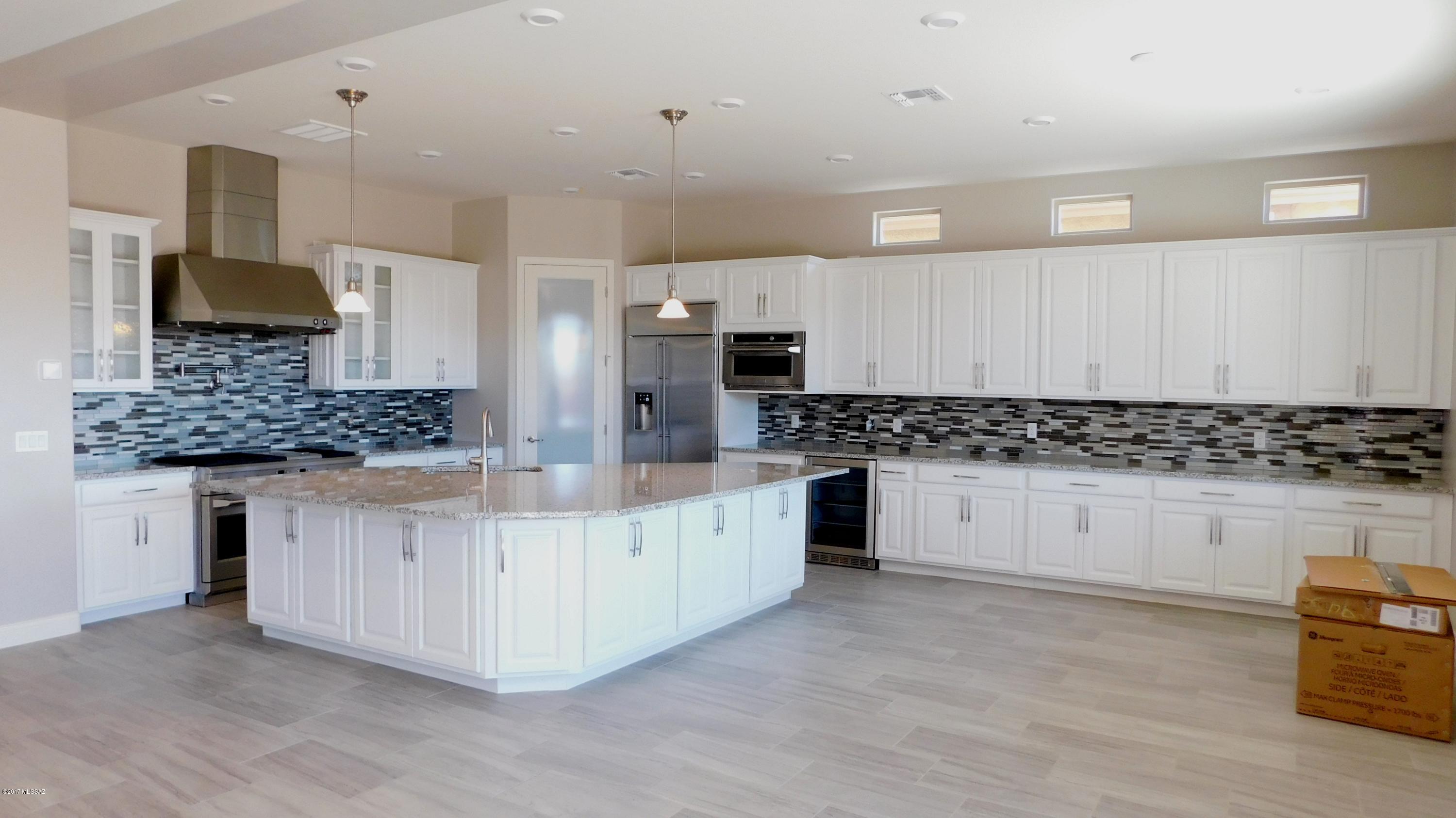 751 Flying Ace Lane Tucson, AZ 85755 - Photo 3 of 25