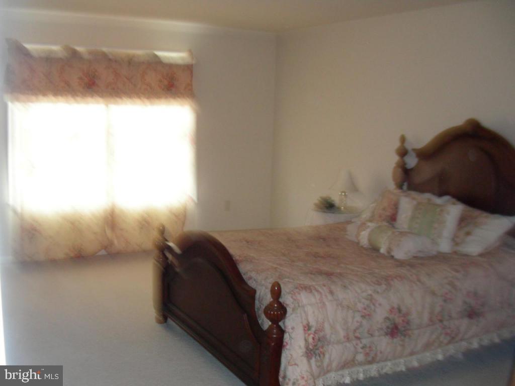 47 Krall Road Myerstown, PA 17067 - Photo 8 of 9 Gallery Image 8